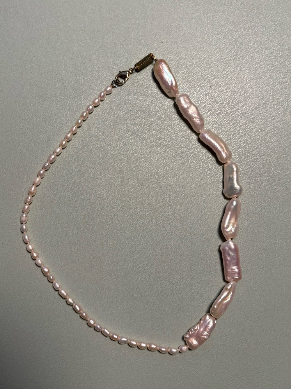 Machete White Pearl Beaded Necklace